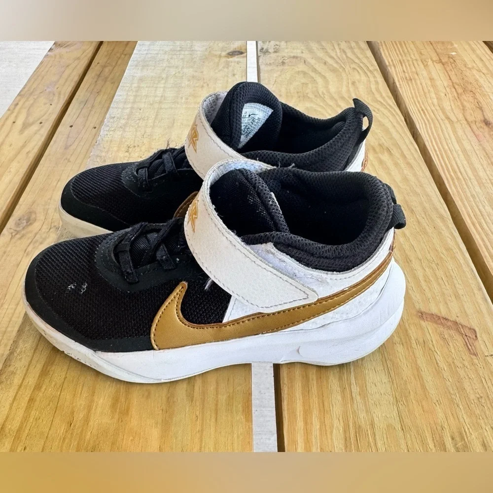 Nike Black and White Athletic Sneakers